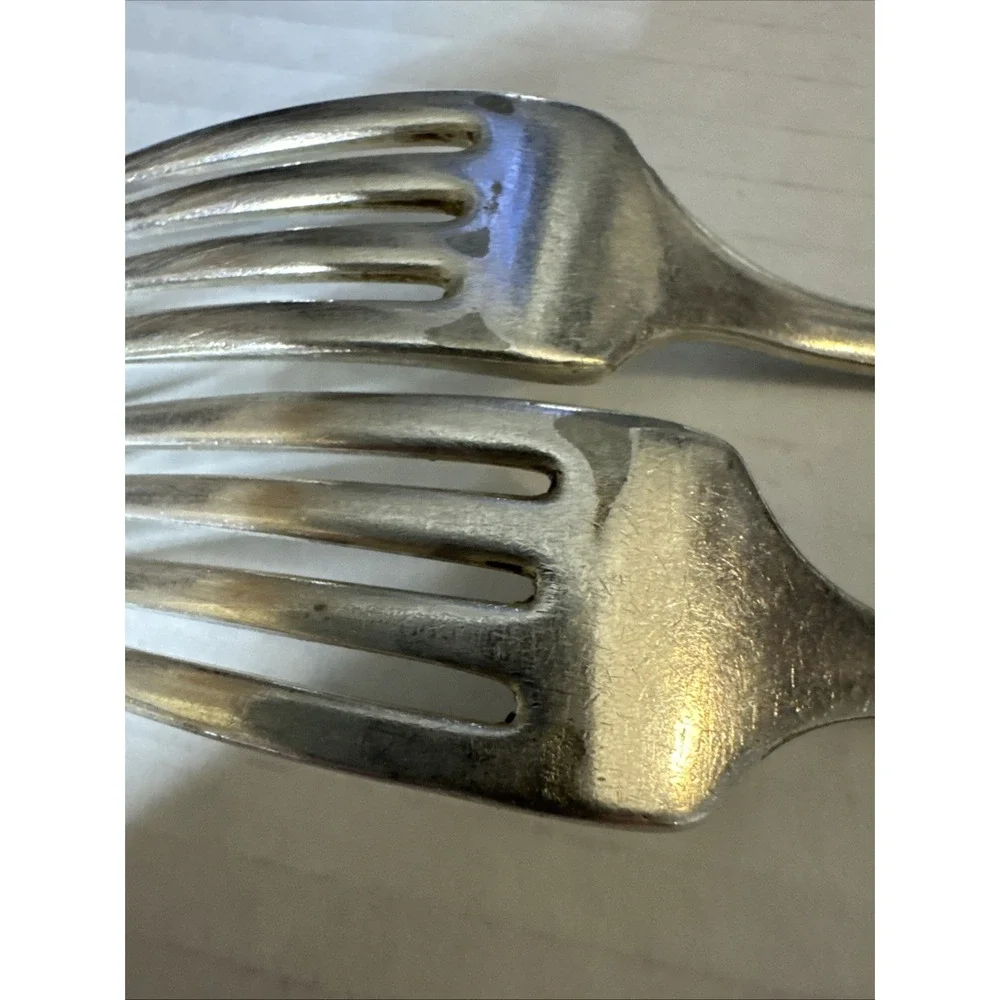Oneida Community Lady Hamilton Dinner Fork 7.25